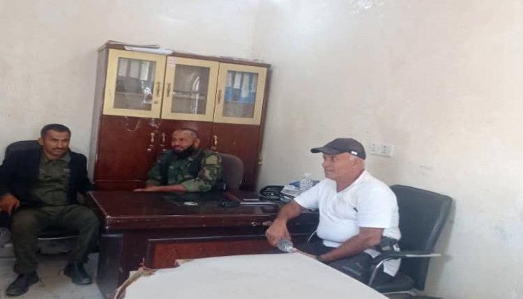 زيارة مفاجئة: مدير أمن الضالع يتفقد قسم شرطة مريس والأحوال المدنية