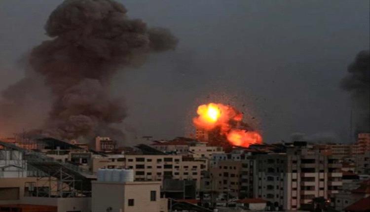 استشهاد 17 فلسطينيًا بمدينتي غزة وخان يونس