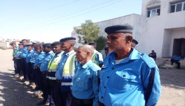 انضباط في الشارع وإنسانية في الميدان.. أسبوع ميداني مميز لمرور لحج بقيادة العقيد القطيبي

