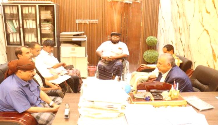 فريق التوجيه والرقابة الرئاسي يطلع على نشاط صندوق النظافة والتحسين بالمهرة
