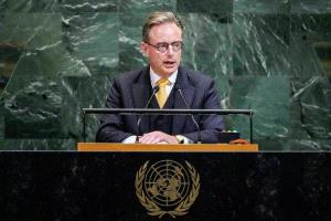رئيس وزراء بلجيكا يحذر أوروبا من المساس بأصول روسيا المجمدة
