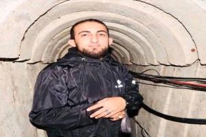 كنا نعيش في الأنفاق ليلنا ونهارنا، ولا نرى الشمس والدنيا إلا قليلاً