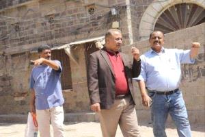 فريق التوجيه يتفقد قصور السلطنة العبدلية في لحج
