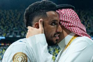 الإصابة تهدد ظهور الدوسري في دوري الأبطال