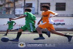 منخب الشيخ عثمان يتوّج بطلاً لبطولة المنتخبات المدرسية بعدن
