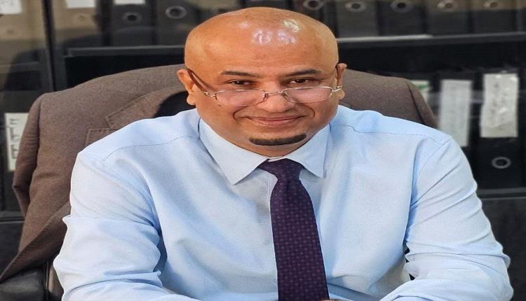 نقف مع توجهات رئيس الوزراء في إصلاحاته الاقتصادية وندعو للالتفاف حوله ومصالحنا العامة ومحطتنا البخارية) ..