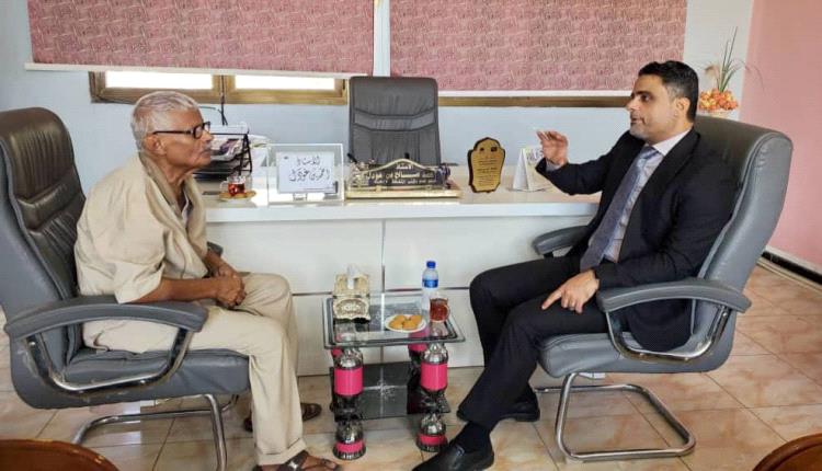 " نائب الوزير العاقل يزور مكتب الثقافة بالعاصمة عدن."