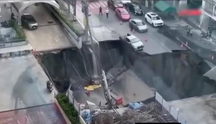 كارثة طبيعية في بانكوك: انهيار أرضي يبتلع شارعاً وسيارات