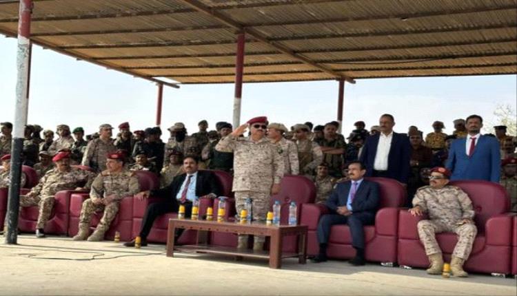 عرض عسكري لوحدات دفاع شبوة ومحور عتق
