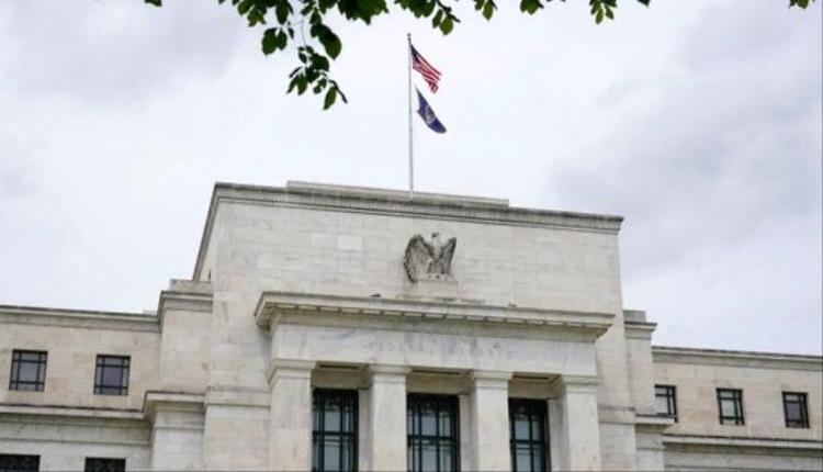 مسؤول في الفيدرالي يحذر من التسرع في خفض الفائدة