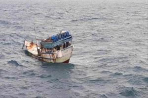 نداء عاجل لإنقاذ سفينة مفقودة قبالة سقطرى
