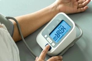 قياس ضغط الدم في الوقت الخطأ يؤدي إلى قراءات مقلقة