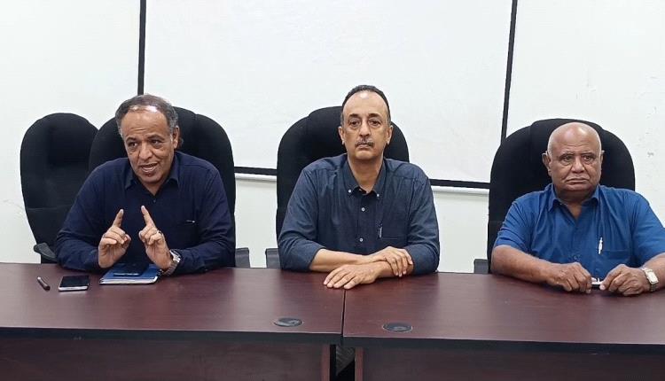 صحة عدن تدشن دورة تدريبية لــ40 عاملة صحية على دليل المشورة التغذوية في دارسعد والبريقة