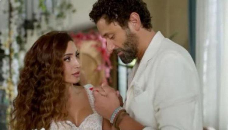 شائعات زواج كريم محمود عبد العزيز ودينا الشربيني تعود للواجهة.. إليك التفاصيل