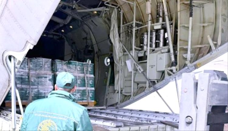 تمهيدًا لنقلها لغزة.. السعودية تعلن وصول الطائرة الإغاثية الـ83 إلى العريش