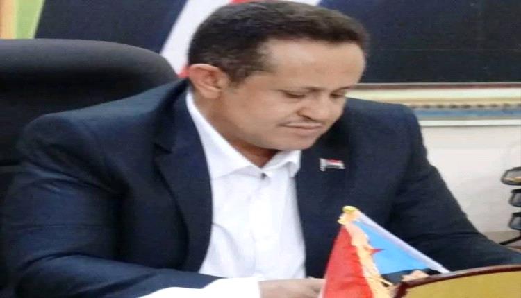 عاجل | سلطات عدن نجدد أمر القبض القهري بحق القائم بأعمال الأمانة العامة لهيئة رئاسة المجلس الانتقالي الجنوبي