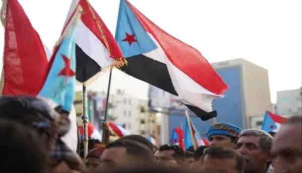 قراءة في بيان الحراك الثوري.. دلالات الانتصار للمؤسسية السياسية والثوابت الوطنية