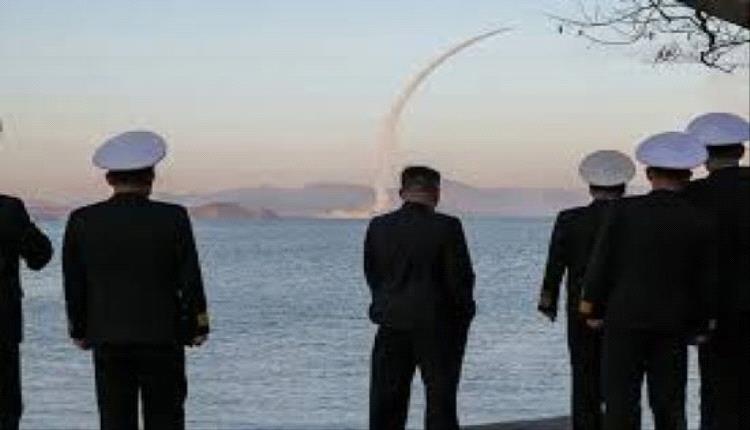 كوريا الشمالية تجري تجارب على صواريخ بحرية