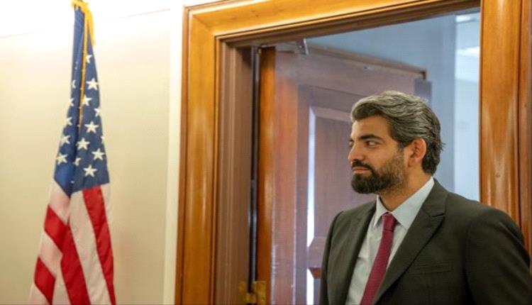 البيض يواصل لقاءاته بمسؤولين أمريكيين في واشنطن