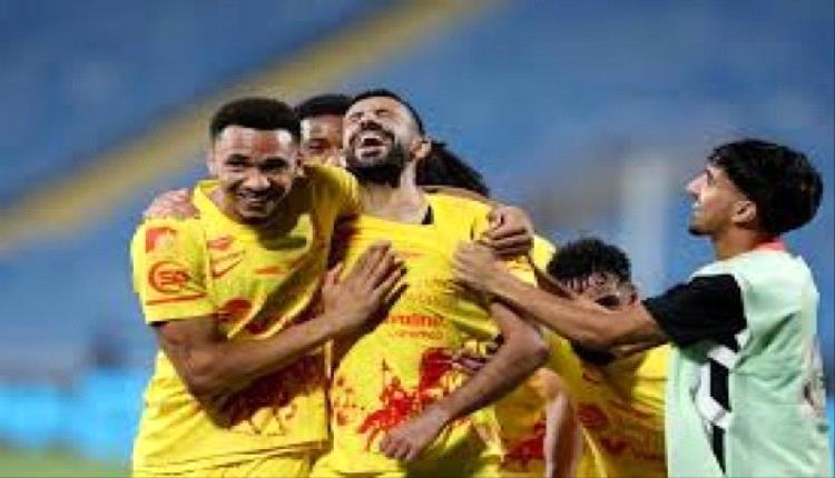 القادسية يعود لدرب الانتصارات برباعية أمام الرياض في الدوري