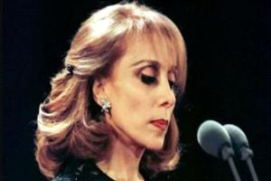 حقيقة اعتزال الفنانة الكبيرة فيروز