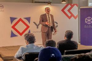 عدن.. هاكاثون ريادي لدعم الشباب وتمكينهم من تطوير مشاريعهم الابتكارية