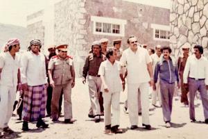 محطات من تاريخ الضالع: زيارة الرئيس علي ناصر محمد في عام 1975م.