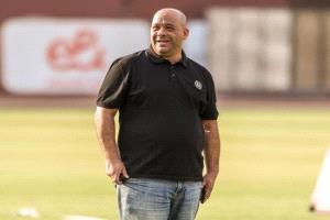 النادي الأهلي ينفي استقالة وليد صلاح الدين