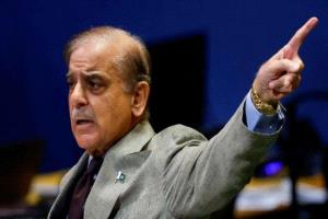 مصيرية.. رئيس الوزراء الباكستاني يعلق على محادثات إسلام آباد