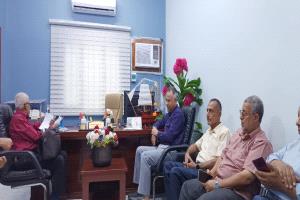 " الموسيقار بن غودل و الجاوي يناقشان تنشيط العمل الثقافي و الفني في مديرية المعلا "