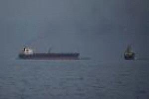 حلفاء يبحثون سبل استئناف الملاحة بمضيق هرمز بعد توعد ترامب إيران