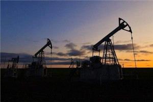 ارتفاع العقود الآجلة لخام برنت لـ102 دولار للبرميل