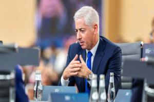 عرض بـ 63 مليار دولار للاستحواذ على يونيفرسال ميوزيك