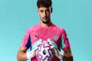 ترافورد: عودتي إلى مانشستر سيتي لم تسر وفق الخطة