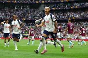 الخسارة أمام سندرلاند تبقي توتنهام بين ثلاثي القاع بالدوري الإنجليزي