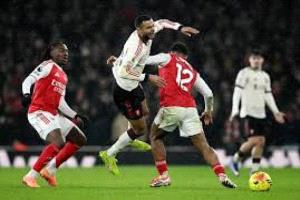 بورنموث يصعق أرسنال ويشعل الصراع على صدارة الدوري الإنجليزي