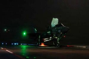 الجيش الأمريكي يشن عمليات طيران ليلية في بحر العرب