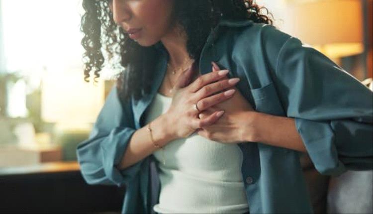 أكثر من الرجال.. أمراض القلب تكسر حاجز العمر لدى النساء