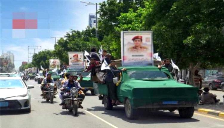 الحوثيون يشيّعون 10 من قتلاهم بينهم منتحلو رتب عسكرية

