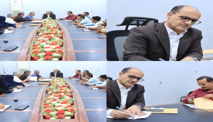 مدير عام دارسعد يترأس إجتماع لجنة المناقصات_ لفتح مظاريف وعطاءات المناقصة رقم 16 من مشاريع البرنامج الاستثماري لهذا العام 2026م