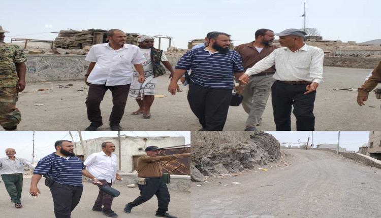 مدير عام التواهي يتفقد مشروع تأهيل ورصف طريق رأس مربط ويؤكد أهمية استكمال المشروع لخدمة المواطنين ( صور )