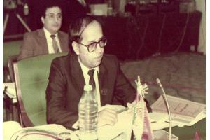 وكيل وزارة الصحة الدكتور سالم الشبحي يعزي في وفاة نائب وزير الصحة السابق الدكتور عوض بامطرف