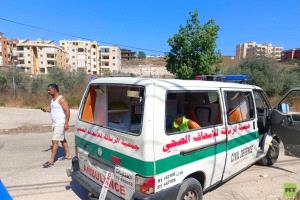 إسرائيل تواصل التصعيد جنوب لبنان.. غارات على سيارة إسعاف وقصف مدفعي وتفجيرات
