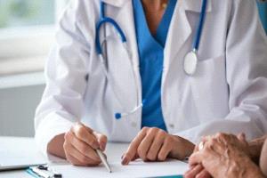 سر رسوب 67% من طلاب كلية طب مصرية.. مختصون: معايير وتقييمات تسببت في أزمة