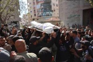 مقتل خمسة فلسطينيين بينهم طفل في غارة إسرائيلية
