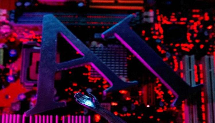 الذكاء الاصطناعي يوظّف البشر بدل استبدالهم..