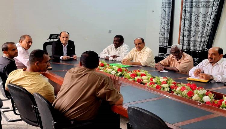 مدير عام دارسعد يؤكد أهمية التفاعل المجتمعي والجهات ذات العلاقة, في إنجاح حملة النظافة الشاملة التي دعا إليها وزير الدولة محافظ العاصمة عدن