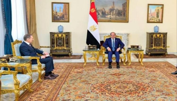 السيسي يستقبل رئيس الاستخبارات الروسية