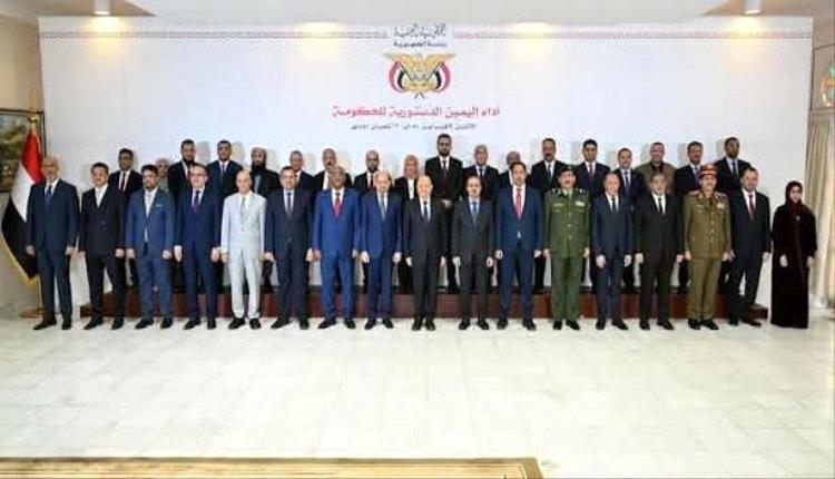 عدن على صفيح ساخن الحكومة بلا شرعية والمجلس الانتقالي يفرض حضوره