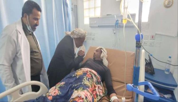 رئيس انتقالي شبوة يطمئن على جرحى فعالية إحياء يوم الشهيد